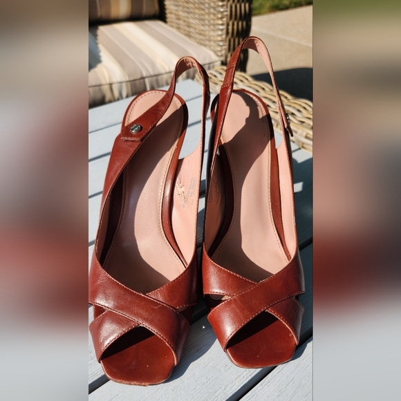 CALVIN KLEIN Fabrina calf cognac color wooden heels in size 7 - Picture 1 of 13